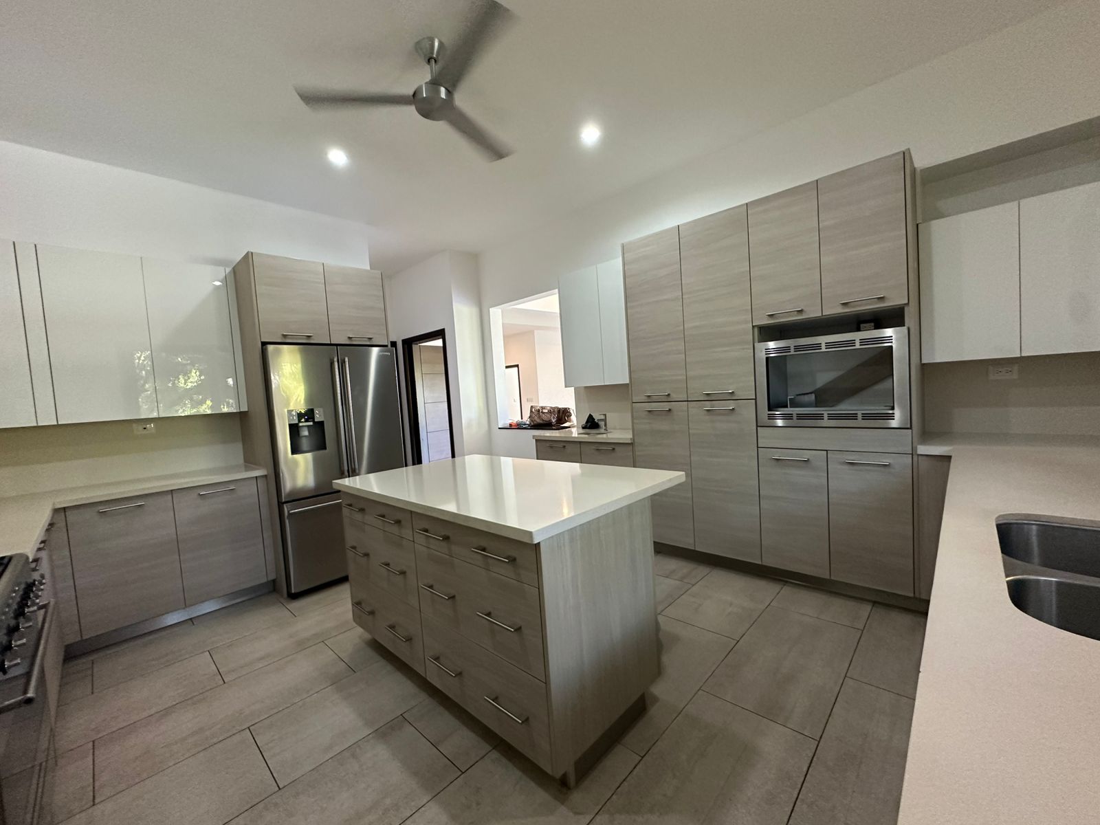 Cocina moderna con isla